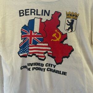 Rare Vintage 1980s Berlin Wall Checkpoint Charlie T-shirt Size XL Boxy White